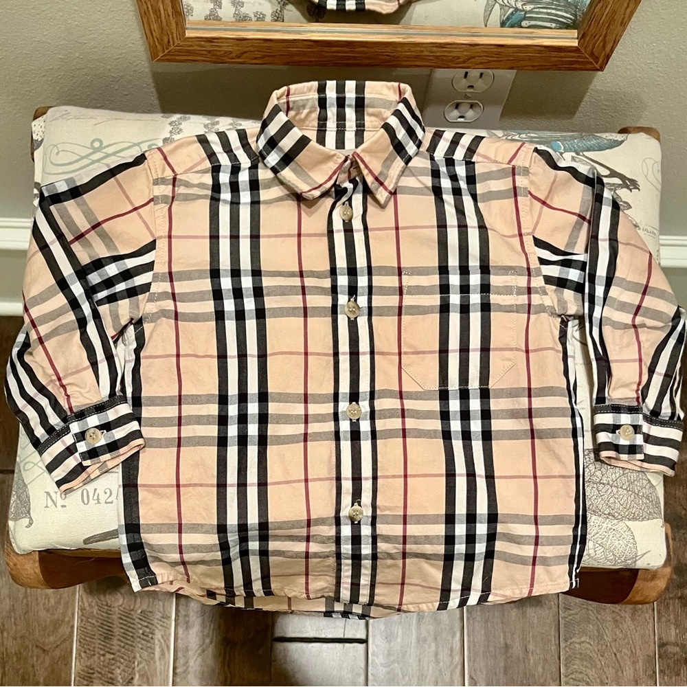 Burberry Nova check toddler button down shirt. Unisex size 2Y (2T)